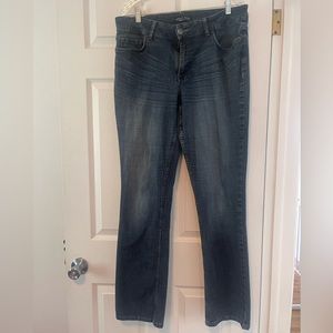 Lee Mid Rise jeans size 16 Tall
